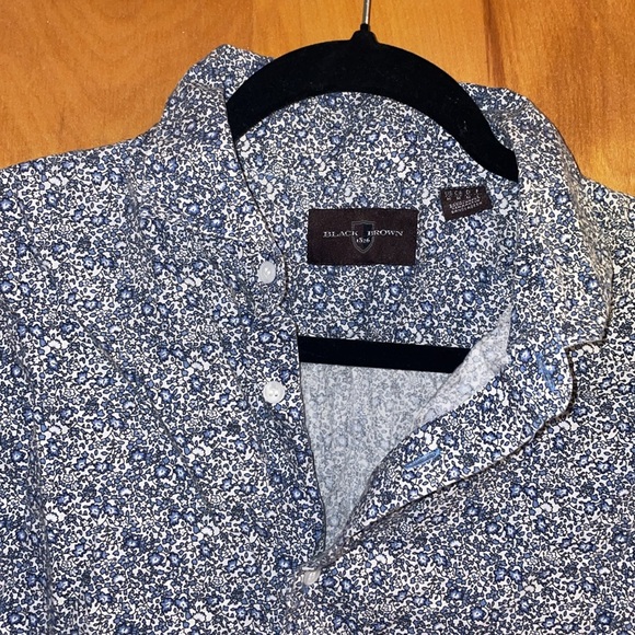 Black and brown button down - Picture 2 of 3